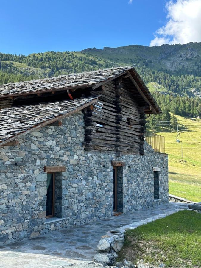 Raccard Resort De Montagne Torgnon Εξωτερικό φωτογραφία